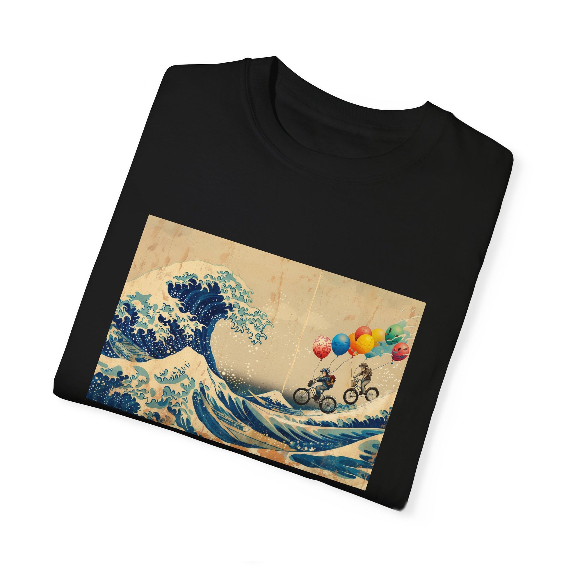 Bicycle Riders On Hokusai The Great Wave T-shirt - Nihon Kollection